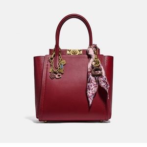 Coach 1941 Troupe in deep red